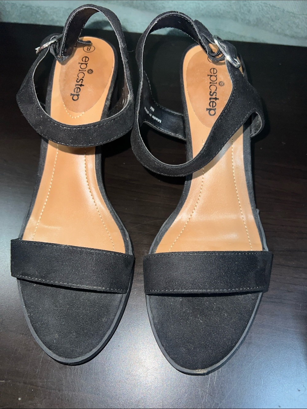Epicstep black ankle strap sandals